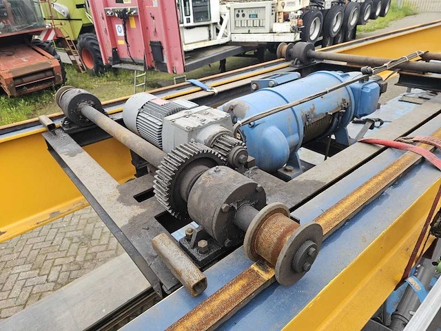 Demag - 1971 - p625h8 - bovenloopkraan 5000 kg - afbeelding 13 van  13