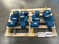 Demag - 3x industriële haakse tandwielmotoren met rem - afbeelding 3 van  10
