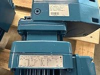 Demag - 3x industriële haakse tandwielmotoren met rem - afbeelding 3 van  10