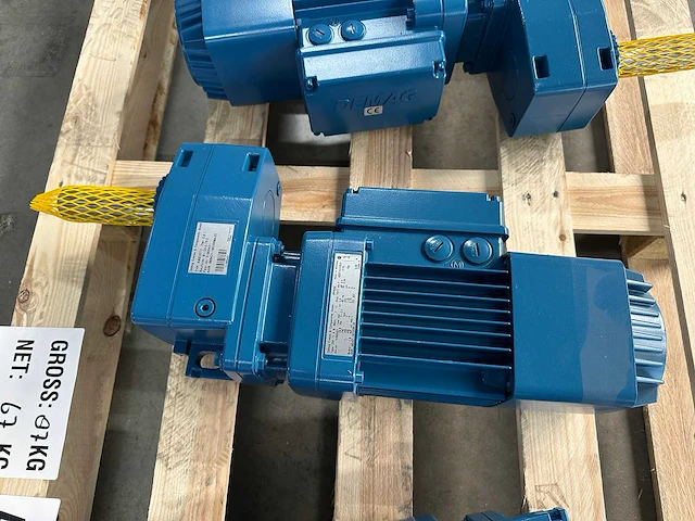 Demag - 3x industriële haakse tandwielmotoren met rem - afbeelding 8 van  10