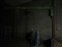 Demag - kolomzwenkarmkraan