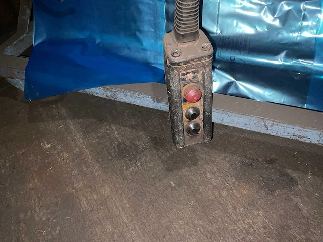 Demag - kolomzwenkarmkraan - afbeelding 6 van  7