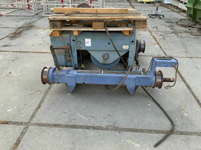 Demag bovenloopkraan, buiten werking gesteld (2x) - afbeelding 8 van  8
