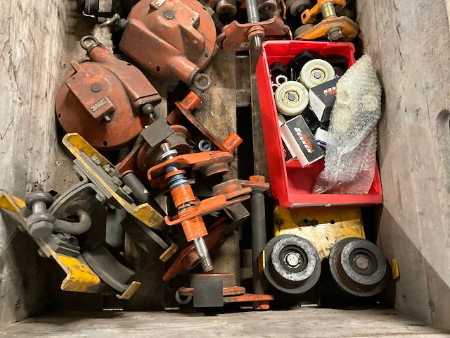 Demag diverse hijsmiddelen - afbeelding 2 van  5