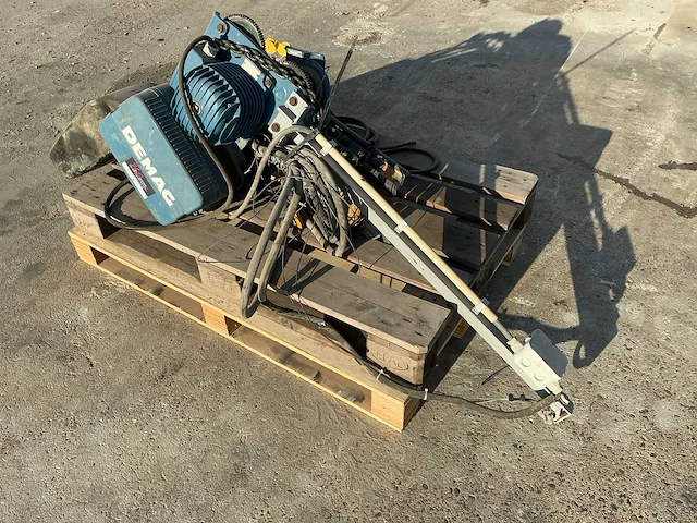 Demag kettingtakel - afbeelding 5 van  9