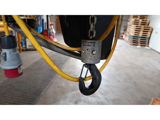 Demag kettingtakel - afbeelding 2 van  2