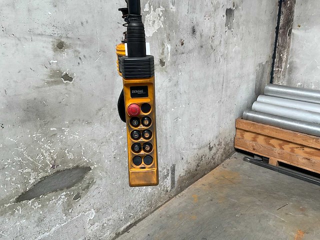 Demag kettingtakel - afbeelding 2 van  2