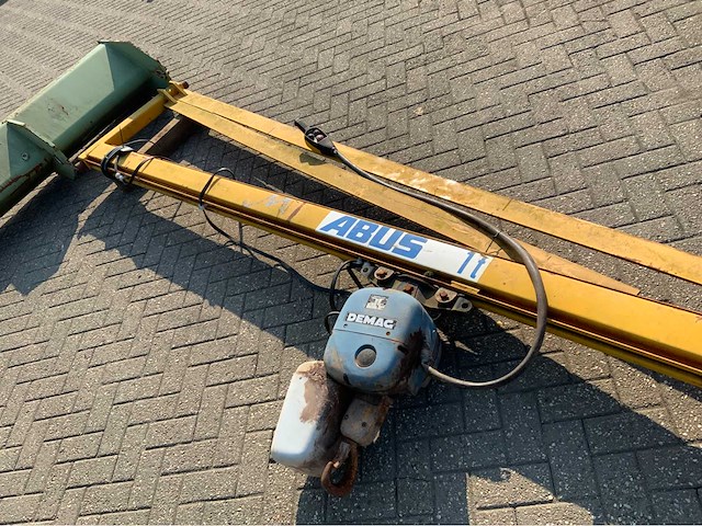 Demag pk5n-f zwenkarmkraan - afbeelding 4 van  8