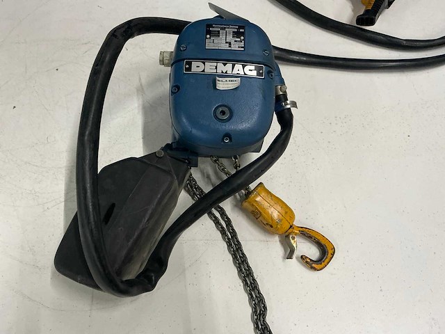 Demag pkv1-v1-f4 elektrische kettingtakel - afbeelding 2 van  5
