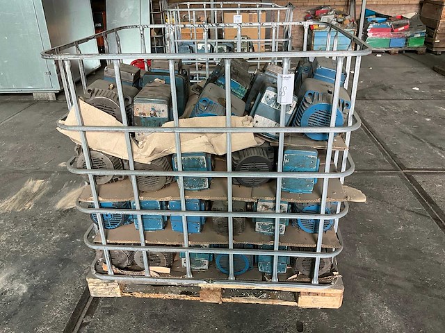 Demag vertragingsmotor (24x) - afbeelding 4 van  5