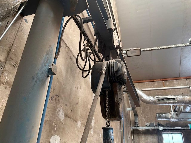 Demag zwenkarmkraan - afbeelding 4 van  6