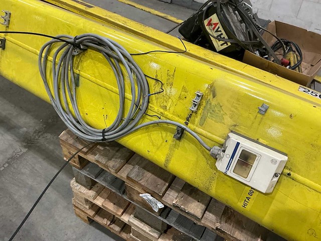 Demag zwenkkraaninstallatie met vht kettingtakel – 250 kg capaciteit - afbeelding 6 van  18