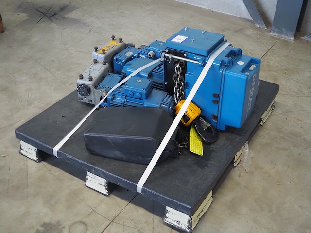 Demag - afbeelding 1 van  9