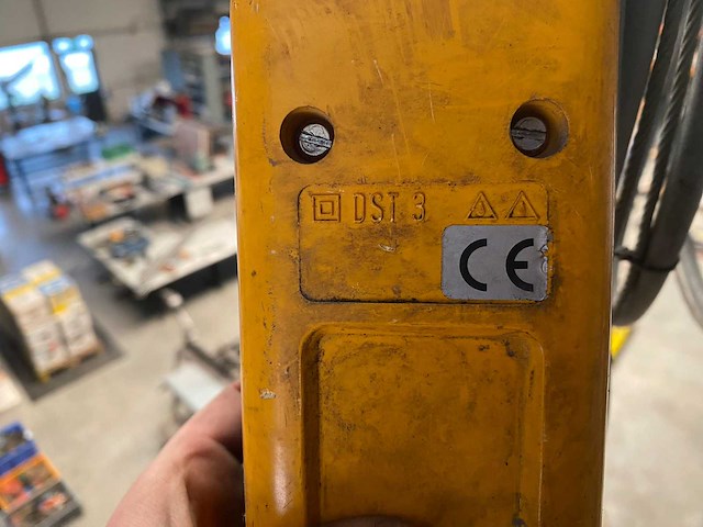 Demag/abus loopkat + lier - afbeelding 6 van  7