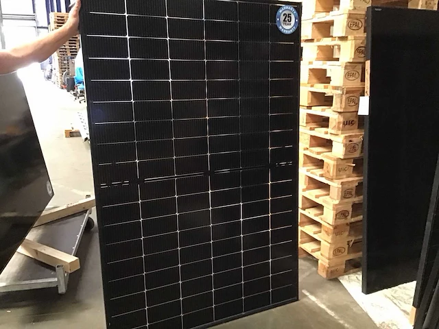 Demagc 430 glas glas zonnepaneel - afbeelding 1 van  1