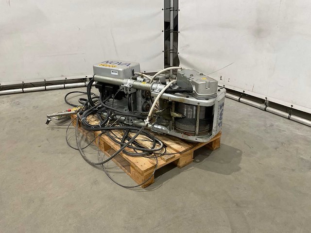 Deman - 2002 - nbo4l5afp115at3n - elektrische takel - afbeelding 1 van  12