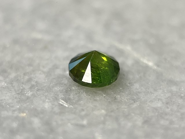 Demantoid - 0.33 carat natuurlijke demantoid - afbeelding 1 van  4