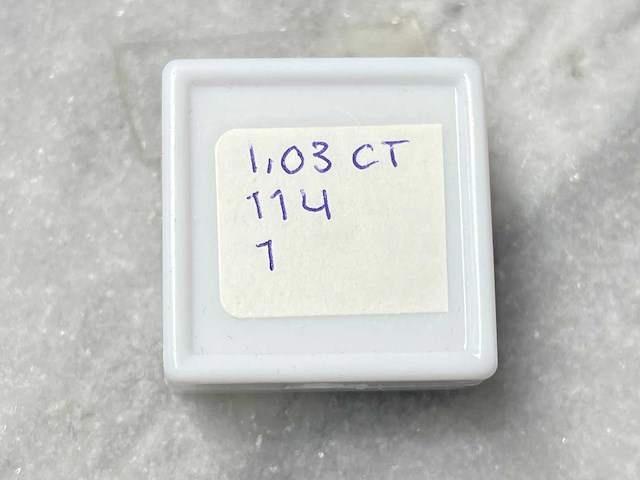 Demantoid - 1.03 carat natuurlijke demantoid - afbeelding 5 van  5