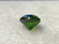 Demantoid - 1.26 carat natuurlijke demantoid - afbeelding 2 van  4