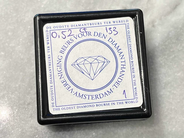Demantoid 0.52 ct - afbeelding 4 van  5