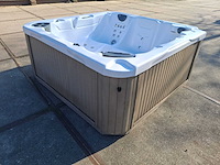 Demension one 6 persoons jacuzzi en buitenspa - afbeelding 19 van  28
