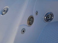 Demension one 6 persoons jacuzzi en buitenspa - afbeelding 8 van  8