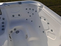 Demension one 6 persoons jacuzzi en buitenspa - afbeelding 8 van  14