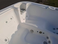 Demension one 6 persoons jacuzzi en buitenspa - afbeelding 18 van  30