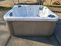 Demension one 6 persoons jacuzzi en buitenspa - afbeelding 23 van  32