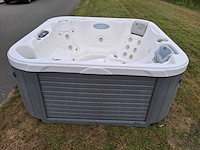 Demension one spa 5 persoons amerikaans jacuzzi en buitenspa - afbeelding 16 van  31