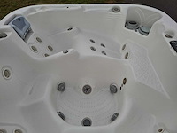 Demension one spa 5 persoons amerikaans jacuzzi en buitenspa - afbeelding 13 van  31