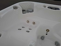 Demension one spa 5 persoons amerikaans jacuzzi en buitenspa - afbeelding 11 van  31