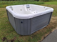 Demension one spa 5 persoons amerikaans jacuzzi en buitenspa - afbeelding 20 van  31
