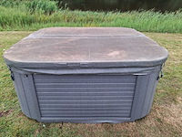 Demension one spa 5 persoons amerikaans jacuzzi en buitenspa - afbeelding 27 van  31