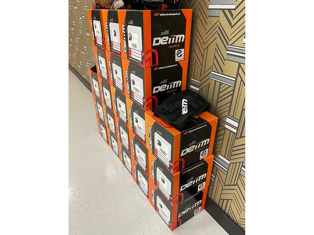 Demm fashion partij helmen - afbeelding 3 van  19