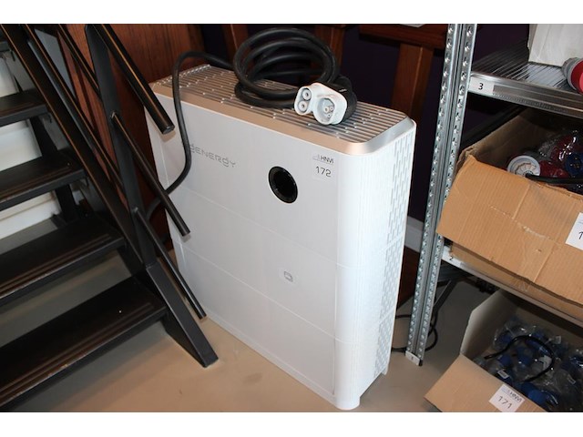 Demo-opstelling sigenergy met snellaadkabel. afmeting 86 x 27 x 92 cm. - afbeelding 1 van  2