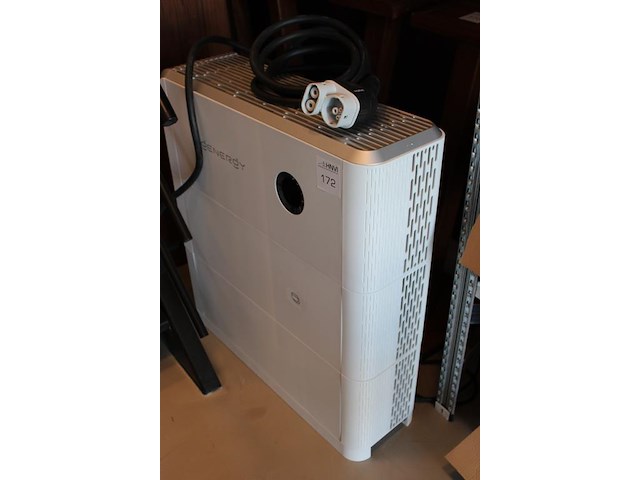 Demo-opstelling sigenergy met snellaadkabel. afmeting 86 x 27 x 92 cm. - afbeelding 2 van  2