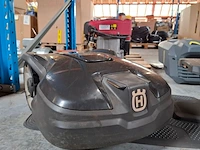 Demo robotmaaier husqvarna, automower 305, bouwjaar 2021 - afbeelding 2 van  9
