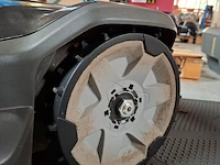Demo robotmaaier husqvarna, automower 305, bouwjaar 2021 - afbeelding 4 van  9