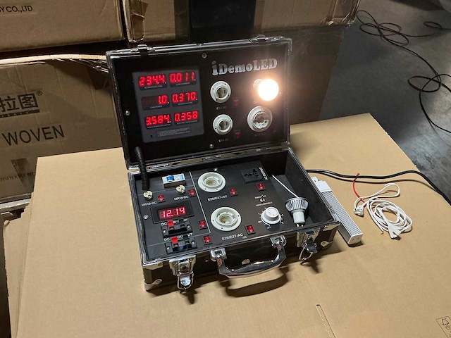 Demoled - testapparaat - afbeelding 1 van  6