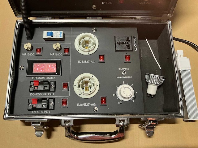 Demoled - testapparaat - afbeelding 3 van  6