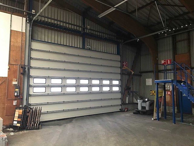 Demontabele houten loods 56,5x34 meter - afbeelding 13 van  16