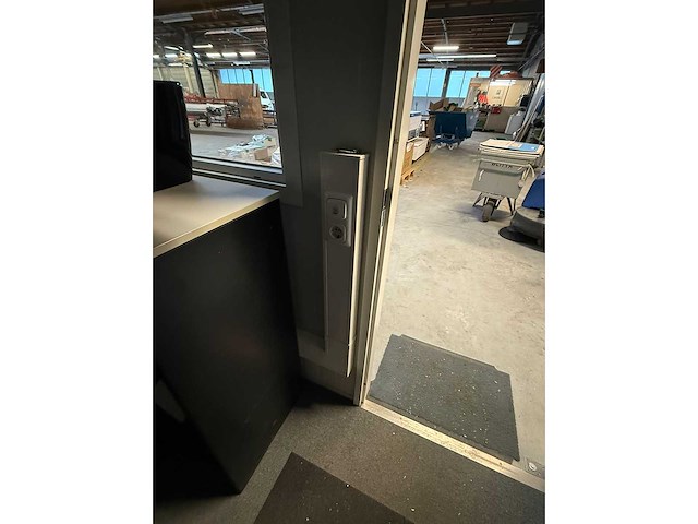 Demontabele kantoorunit 500x500x280cm v.v. dubbelglas + stroomvoorzieningen - afbeelding 5 van  7