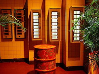 Demontabele snackautomatiek in tegelwand - afbeelding 1 van  11