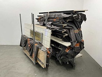 Demontabele snackautomatiek in tegelwand - afbeelding 4 van  11