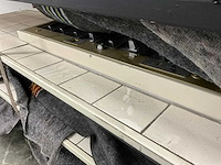 Demontabele snackautomatiek in tegelwand - afbeelding 11 van  11