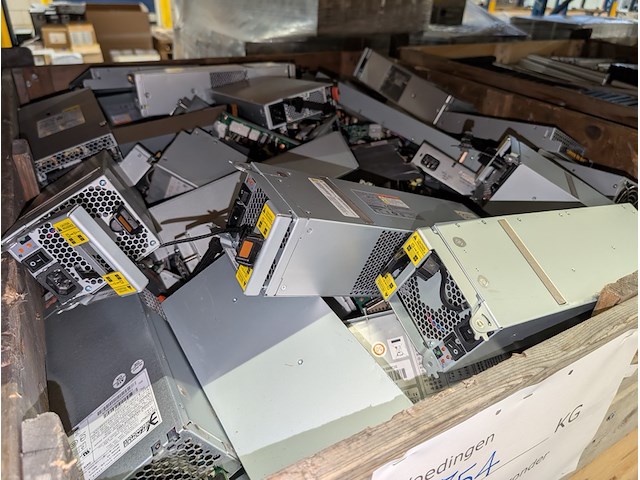 Demontage kavel ict - afbeelding 2 van  12