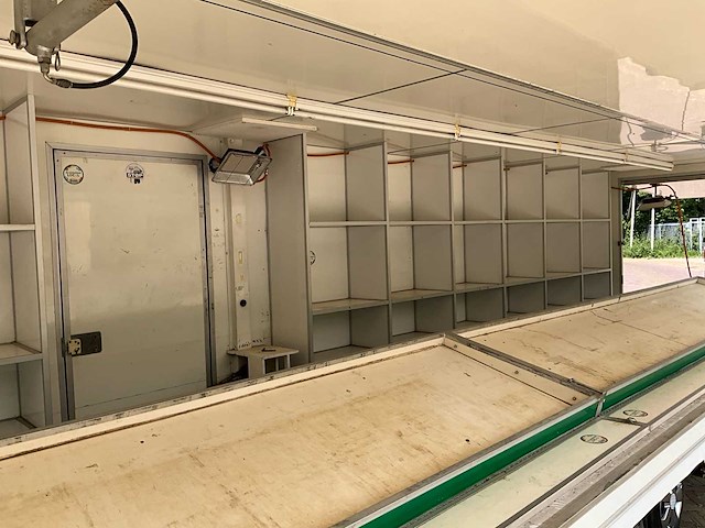 Demoulin aanhangwagen / verkoopwagen - afbeelding 9 van  27