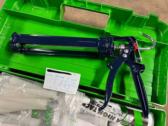 Den braven kitspuit, 6 ultra high tack, 25 spuitkoppen in koffer - afbeelding 2 van  5