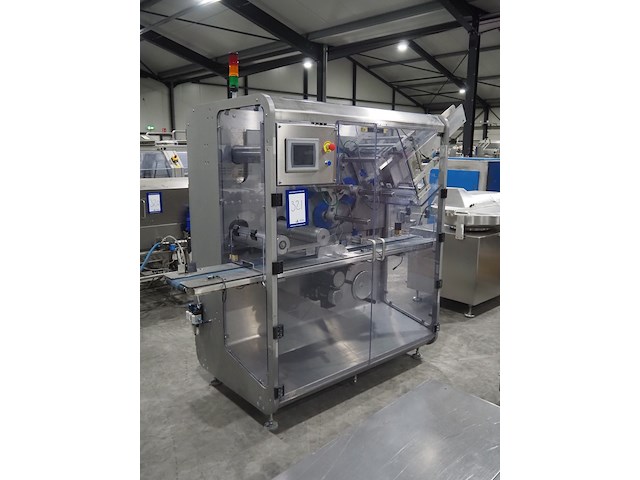 Denester - afbeelding 1 van  18